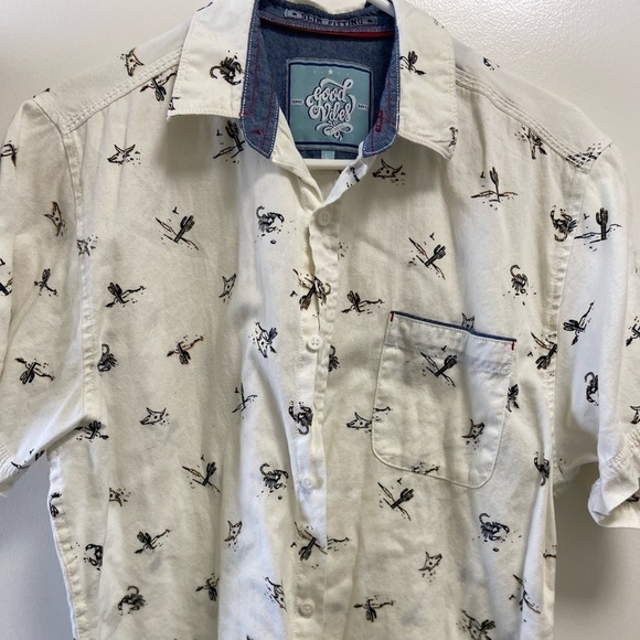 Cool Vibes men's large button down, short sleeve shirt cactus scorpians $39 - Picture 1 of 5